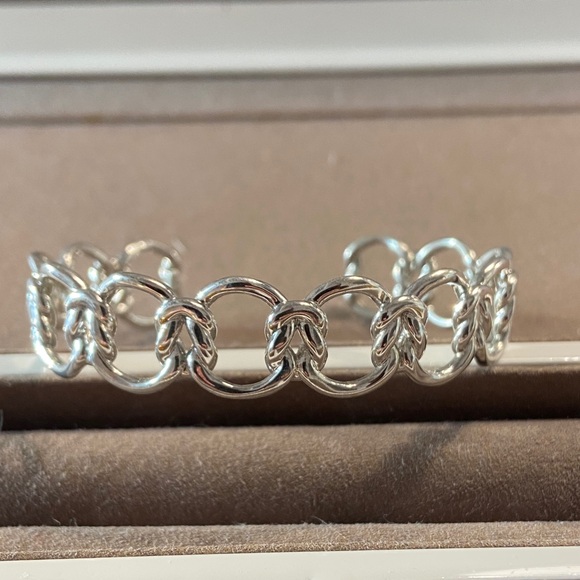 Kendra Scott Jewelry - Kendra Scott Elegant Silver Bracelet